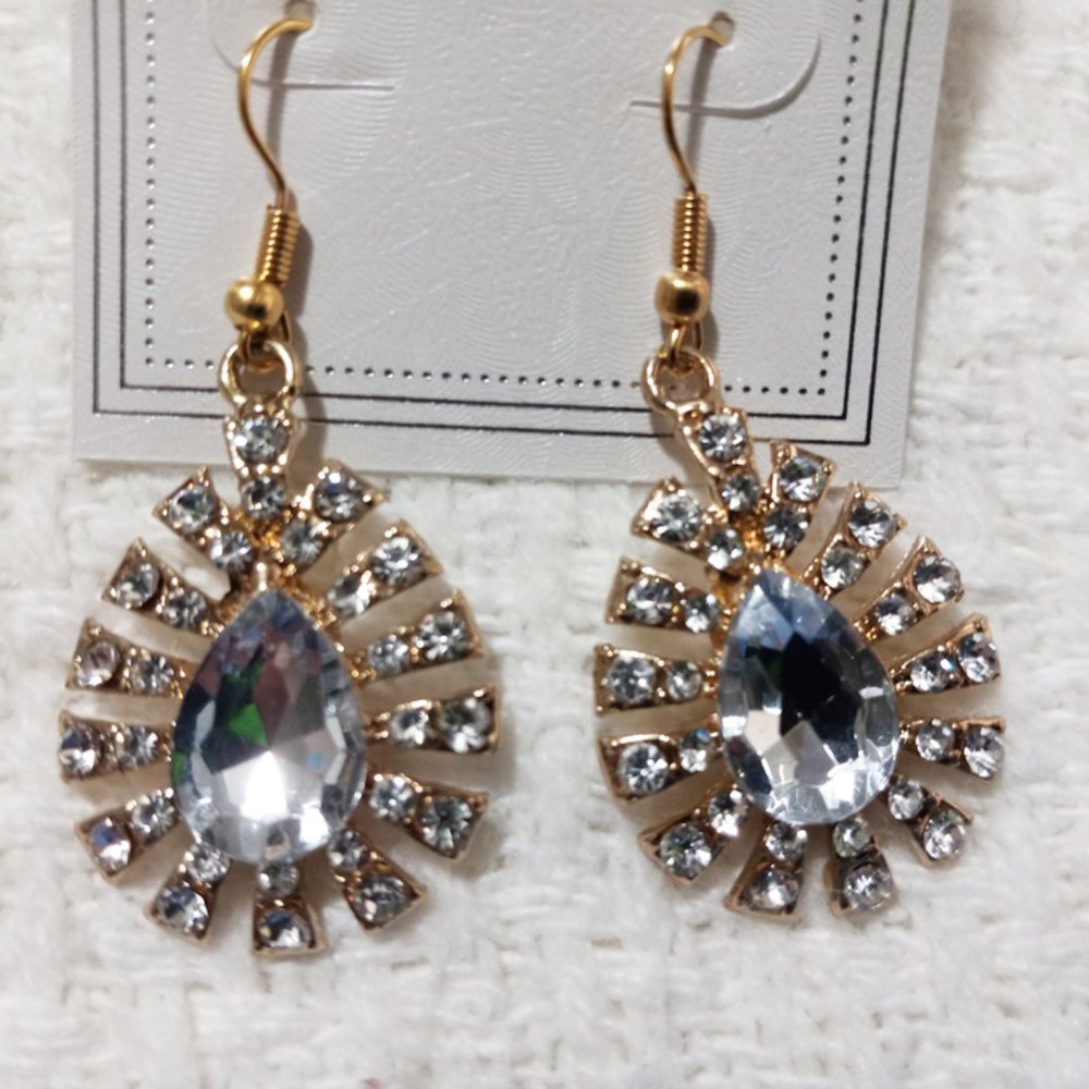 3/$18 - Gold Tone Silver Crystal Stone Oval Earring w/ Gemstone - Mix & Match